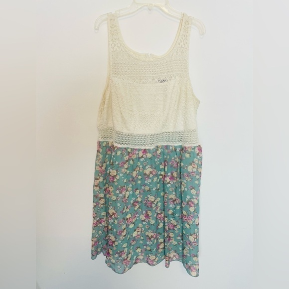 Floral Dress Size 18 - Picture 1 of 6